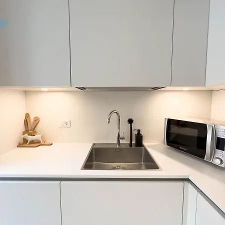 Apartament Imbriani 4 Tirabora Short Rent *
