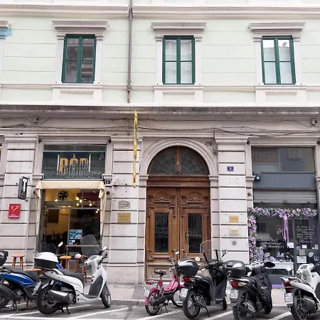 Imbriani 4 Tirabora Short Rent Apartament Triest